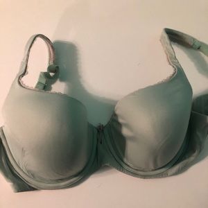 Light green VS bra 36DD